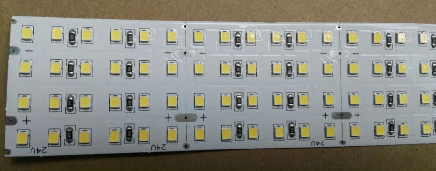 China OEM factory high density  high cri high R value ＞ 90 Ra97 5600K daylite 2835 led strip 