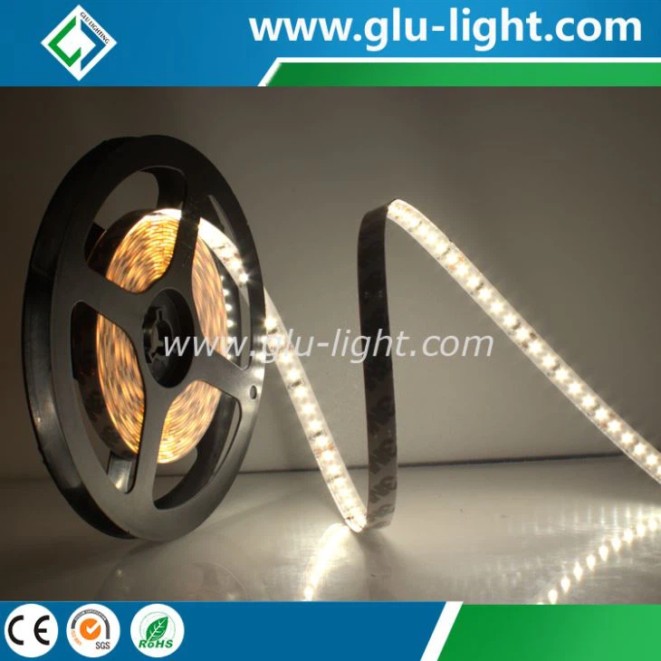 Ultra luminosité, valeurs CRI et R élevées Ra95 McAdams SDCM inférieures ou égales à 3 bandes lumineuses à une rangée, 180 Led/m, 2835 Led
